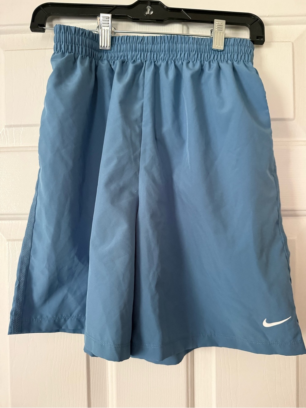 Nike Light Blue Athletic Shorts with Elastic Waist - kids xl